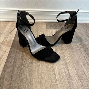 Worthington Black Suede Block Heel Sandals